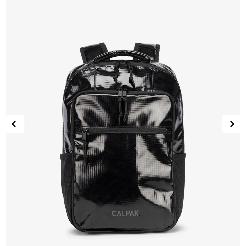 Terra Laptop Backpack in Obsidian